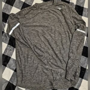 American Eagle workout shirt